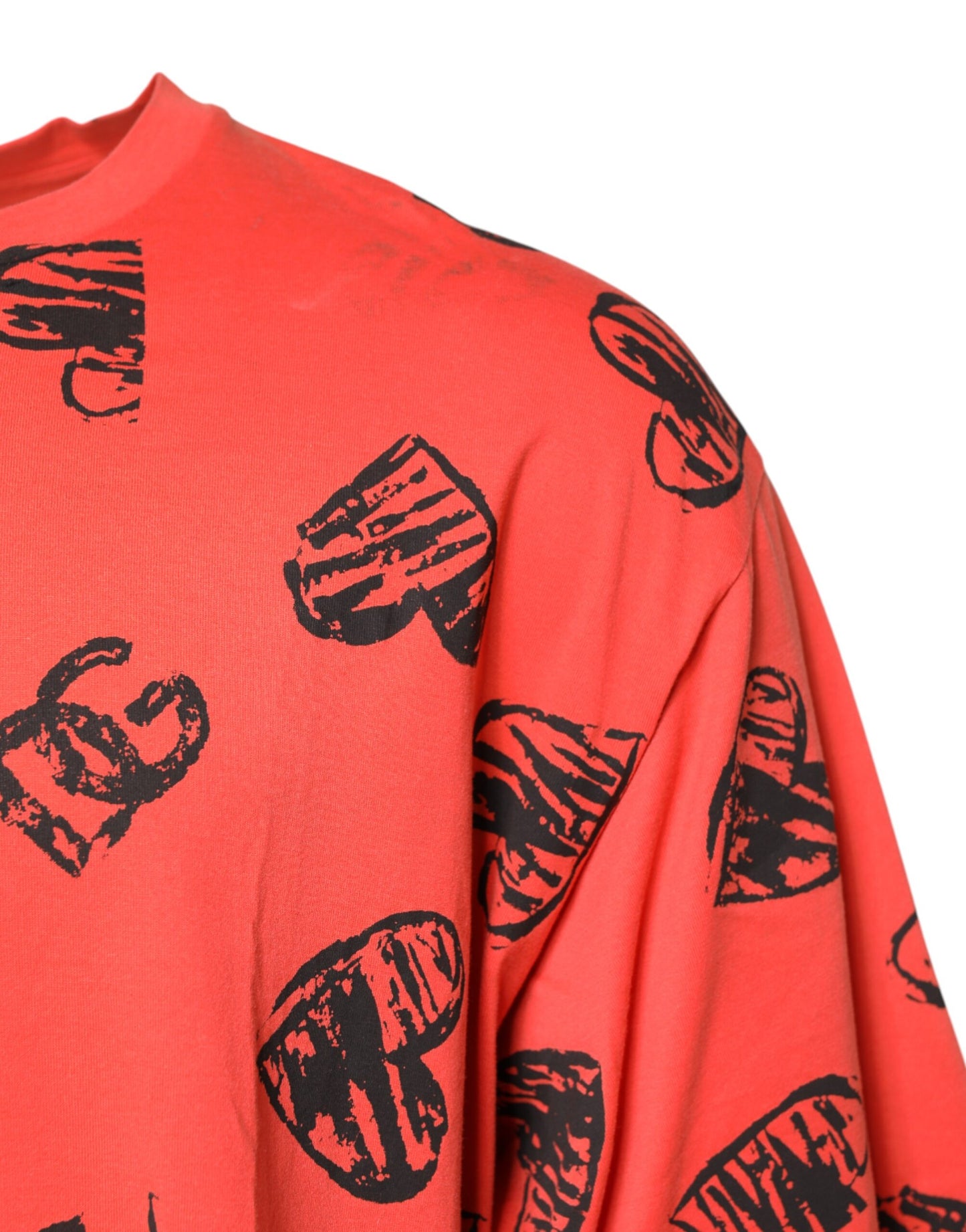 تي شيرت دولتشي آند غابانا أحمر قطني بأكمام قصيرة وشعار DG على شكل قلب