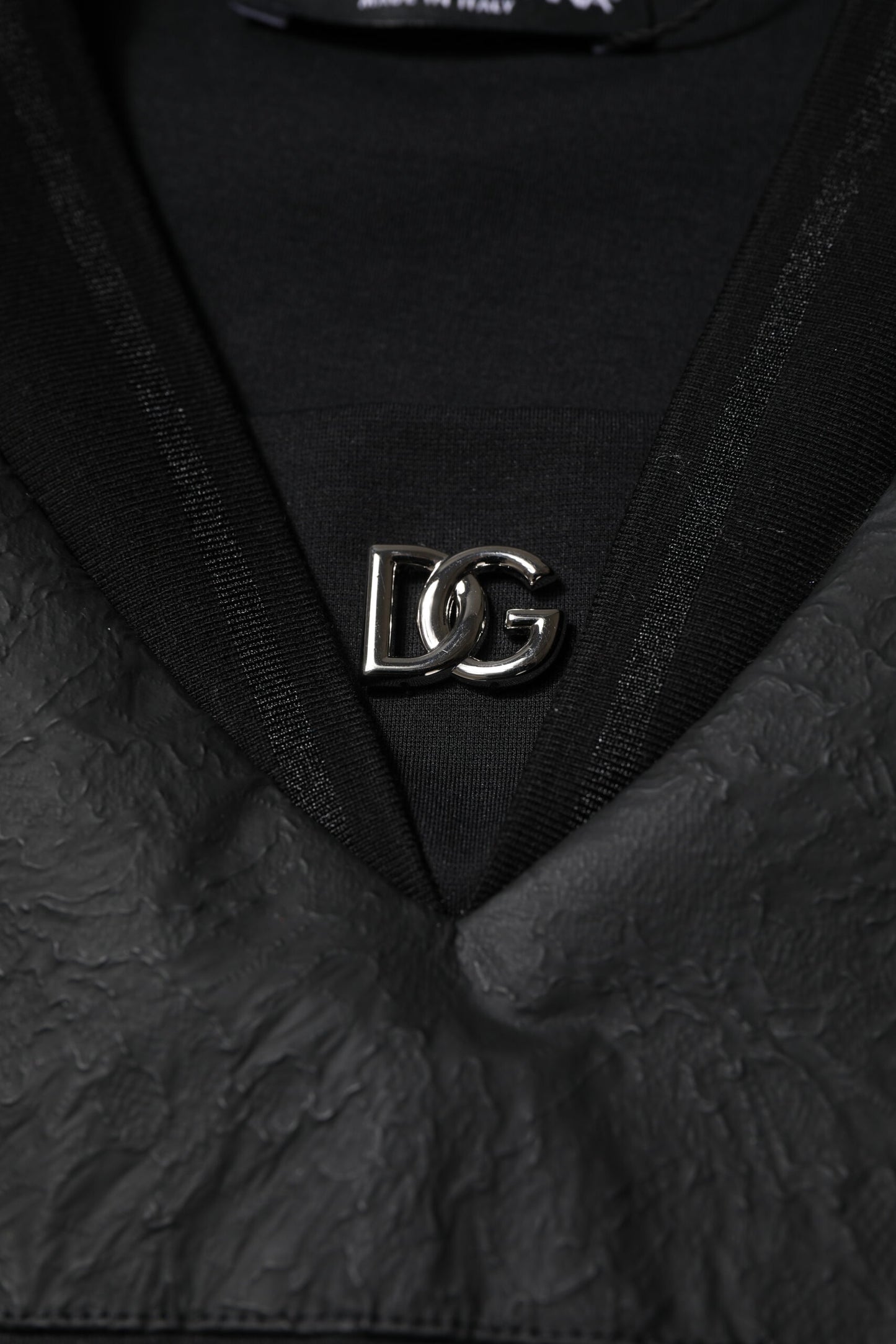 Dolce &amp; Gabbana – Schwarzes T-Shirt aus Baumwolle mit kurzen Ärmeln und V-Ausschnitt