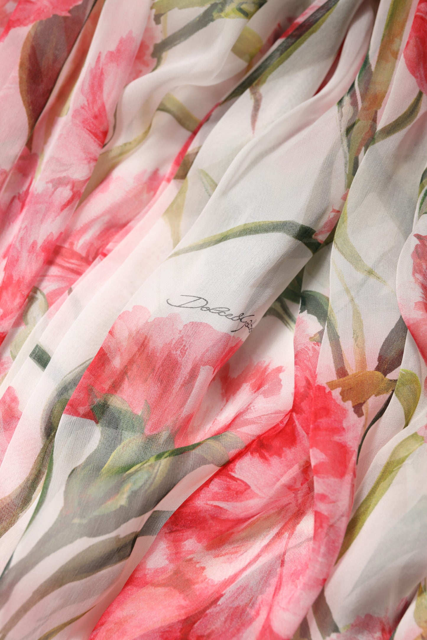 Dolce &amp; Gabbana – Weißes Neckholder-Maxikleid aus Seide mit Blumenmuster in A-Linie