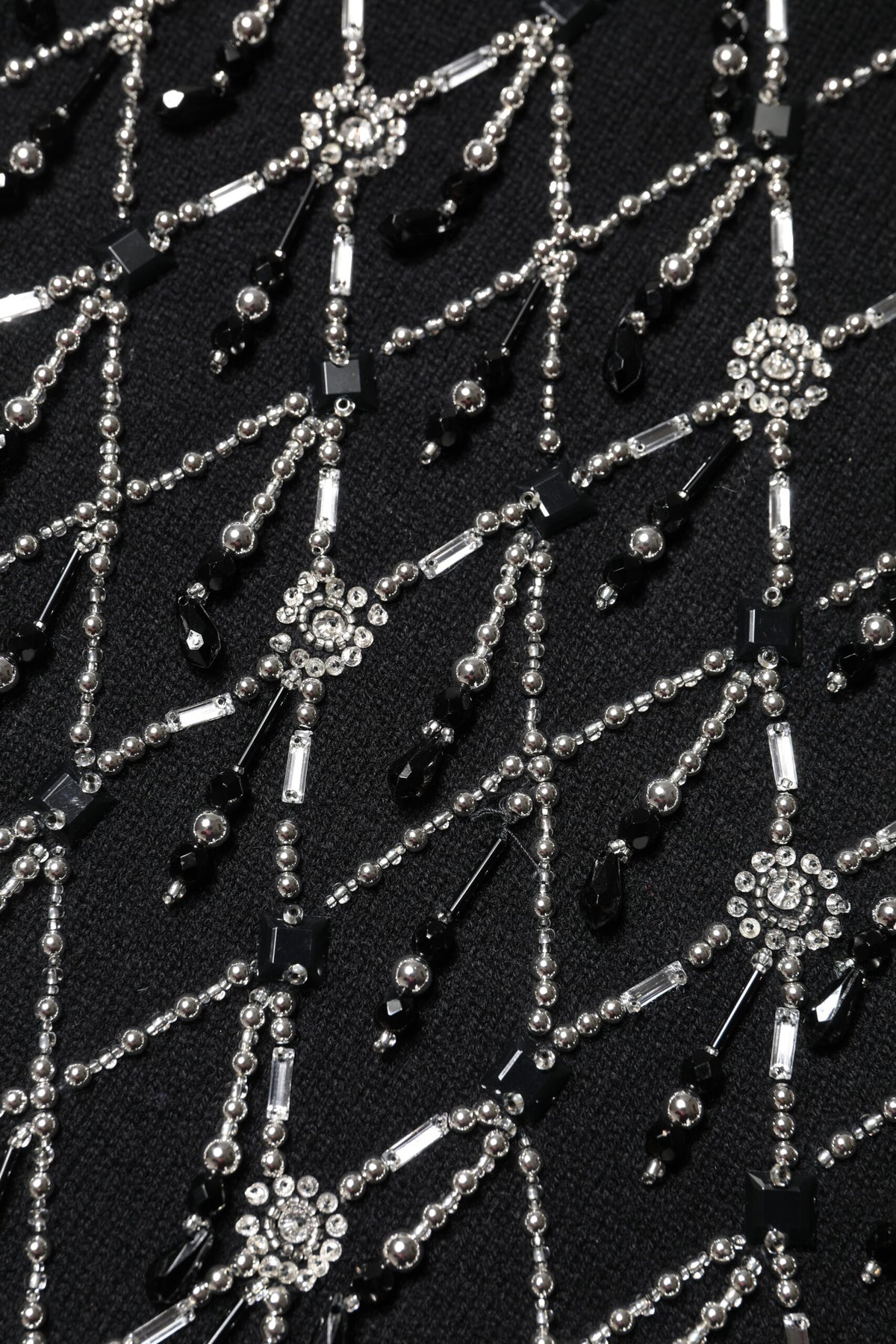 Dolce &amp; Gabbana – Schwarzes, langärmliges Oberteil aus Kaschmir mit Verzierung