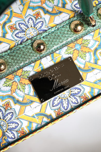 فستان دولتشي آند غابانا الأسود من عرض أزياء ماريا الخزفي، دمى صقلية الجلدية