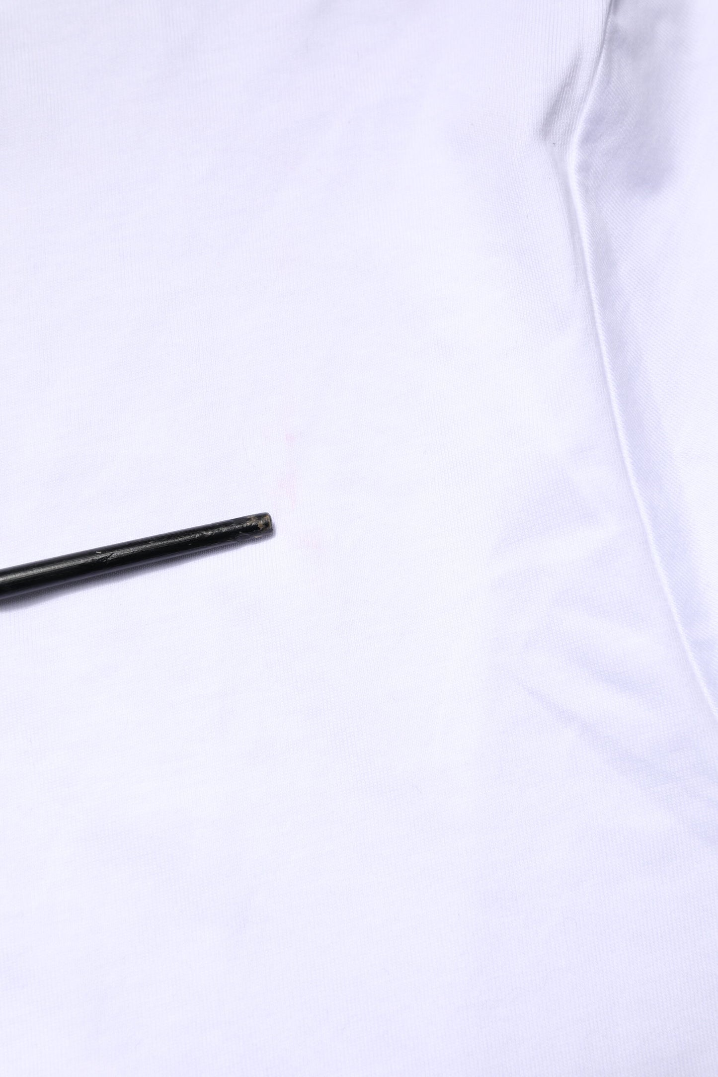 Dolce &amp; Gabbana – Weißes T-Shirt mit Rundhalsausschnitt und Logo-Stickerei