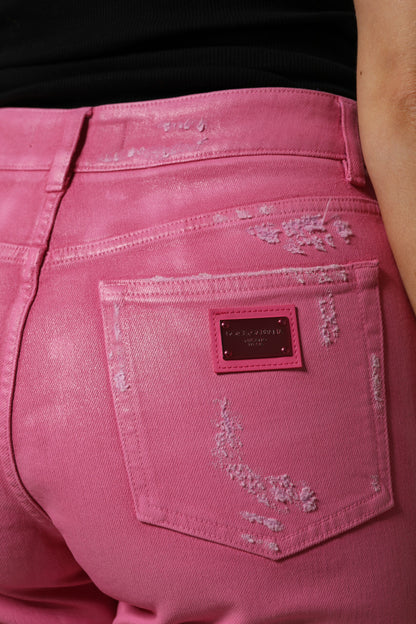 Dolce &amp; Gabbana – Zerfetzte, konisch zulaufende Jeans aus Denim mit mittlerer Taille in Rosa