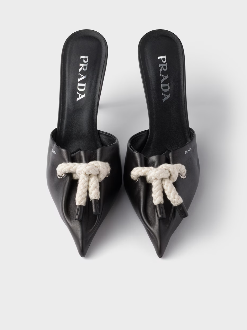 Prada – Schwarze Sandalen aus Nappaleder mit Seildetail