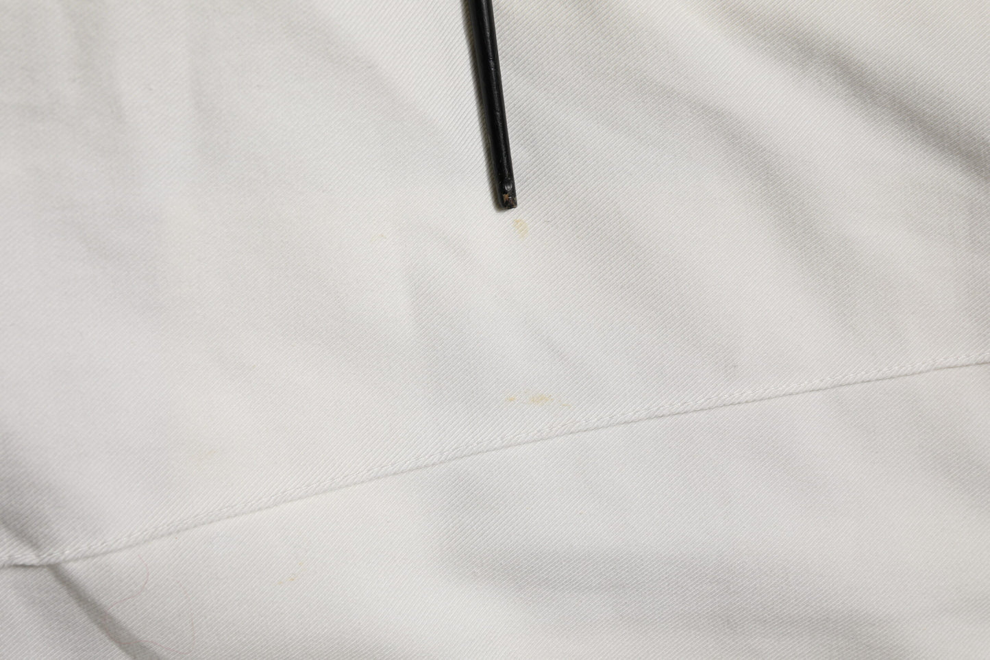 بنطلون رياضي رجالي من Dolce &amp; Gabbana مصنوع من القطن باللون الأبيض