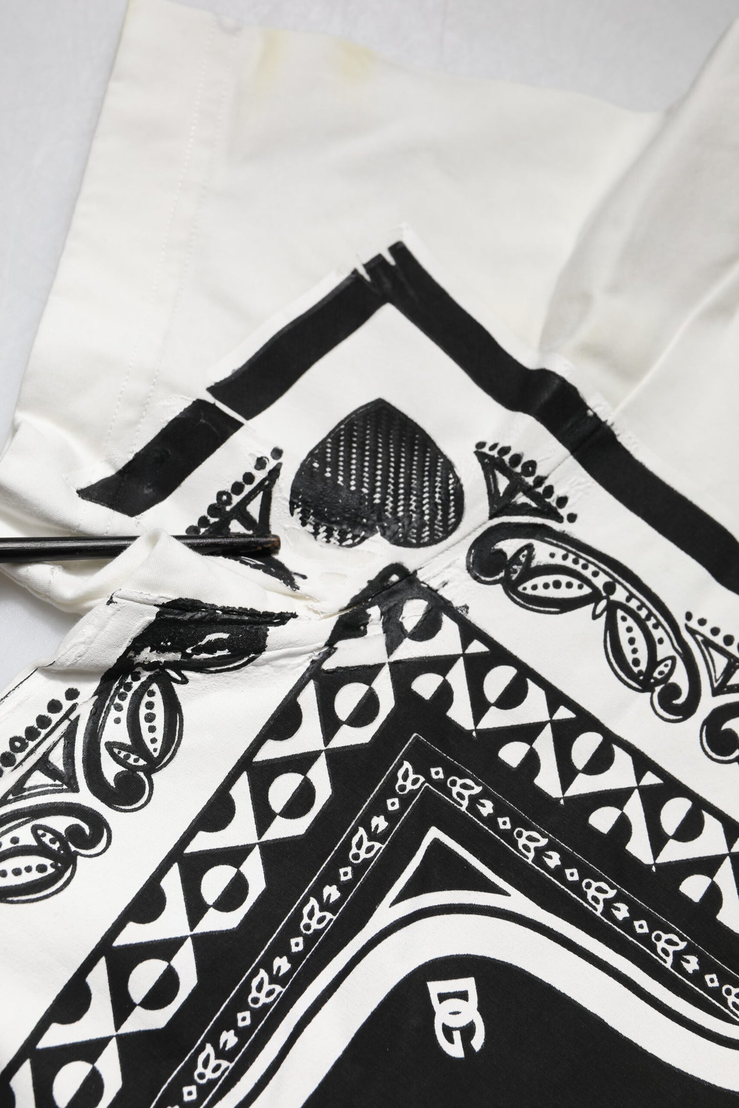 Dolce & Gabbana White Bandana Crew Neck Short Sleeves T-shirt