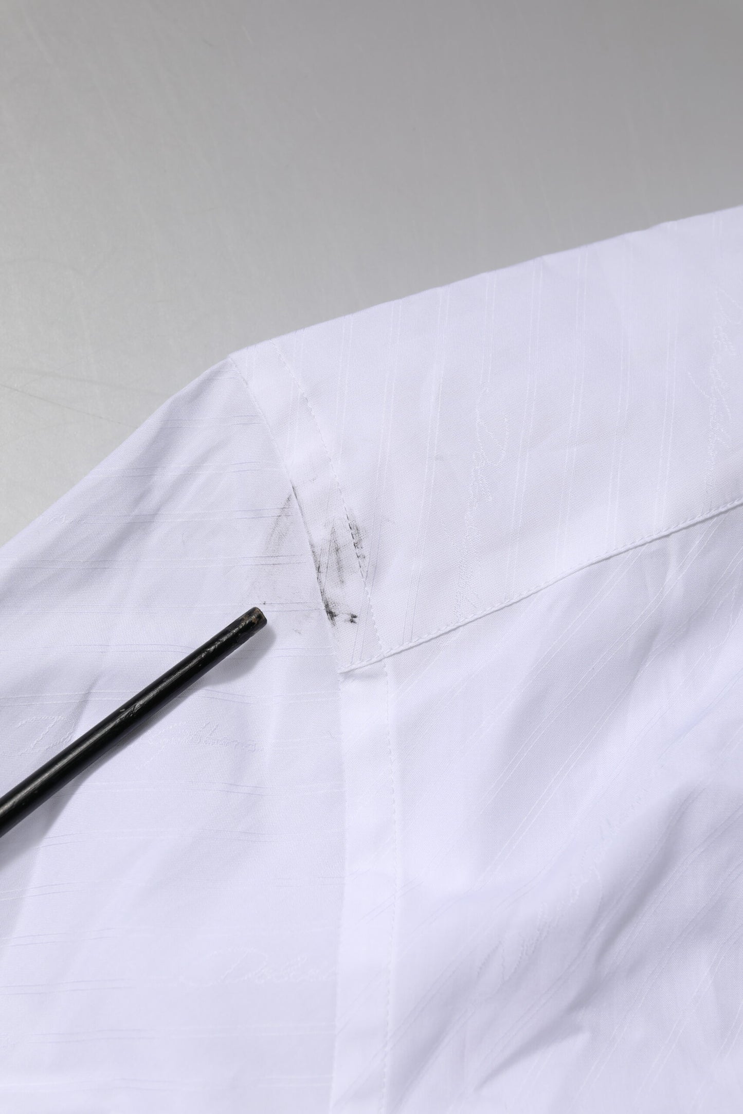 Dolce &amp; Gabbana – Weißes, langärmliges, formelles Hemd aus Baumwolle in GOLD