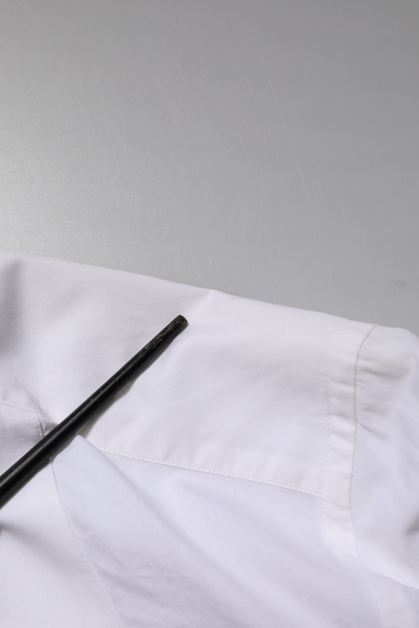 Dolce &amp; Gabbana – Weißes, GOLDfarbenes Hemd aus Baumwollpopeline