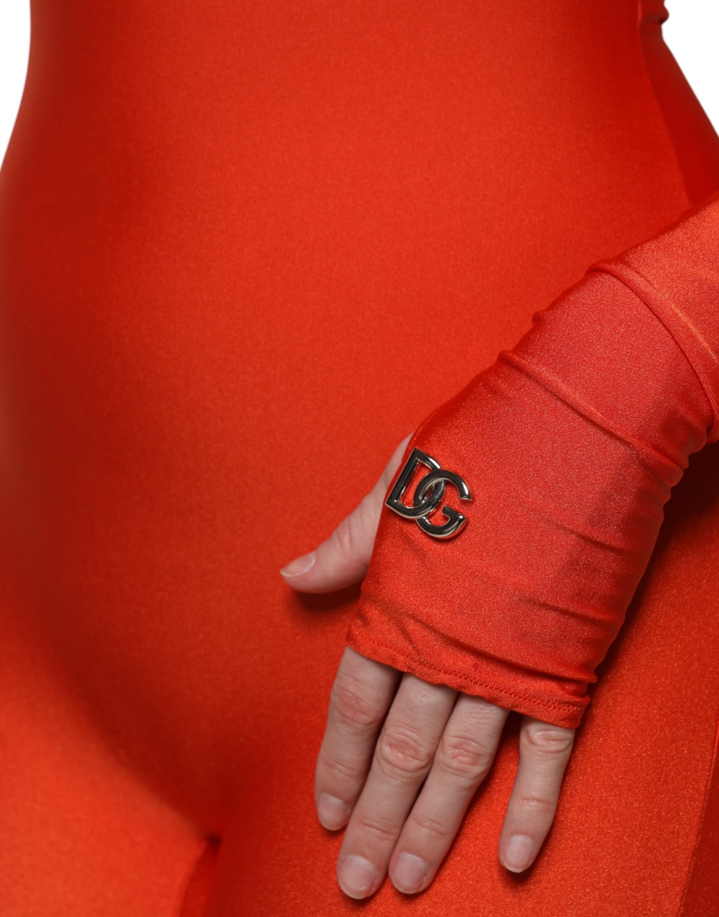 Dolce &amp; Gabbana, rotes, figurbetontes Jumpsuit-Kleid aus Nylon mit Rollkragen