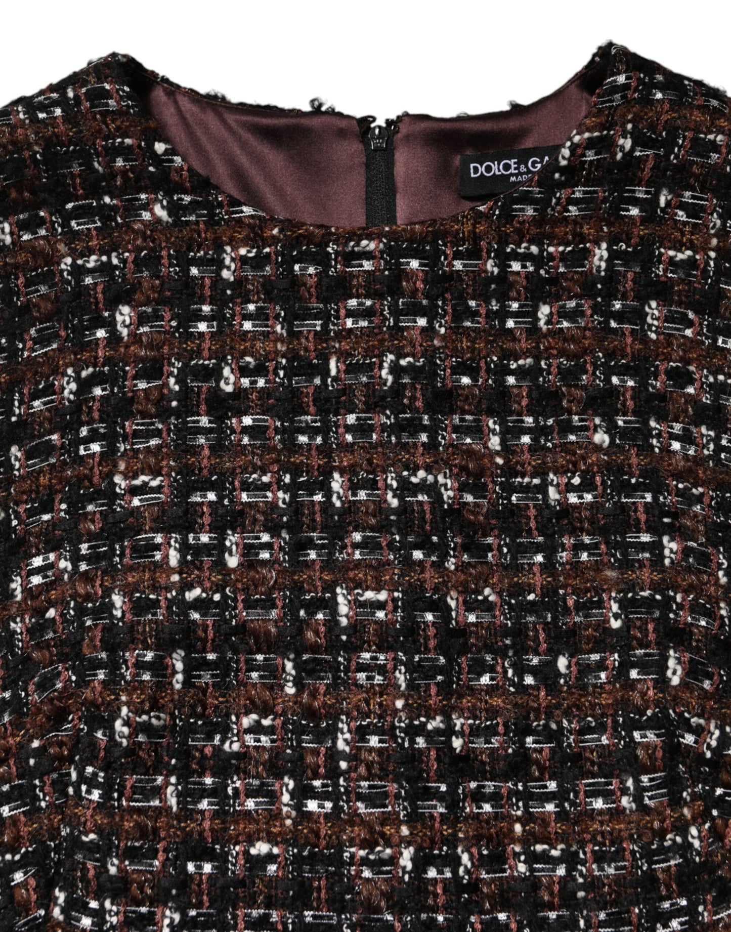 فستان دولتشي آند غابانا متعدد الألوان بدون أكمام قصير من التويد بتصميم حرف A