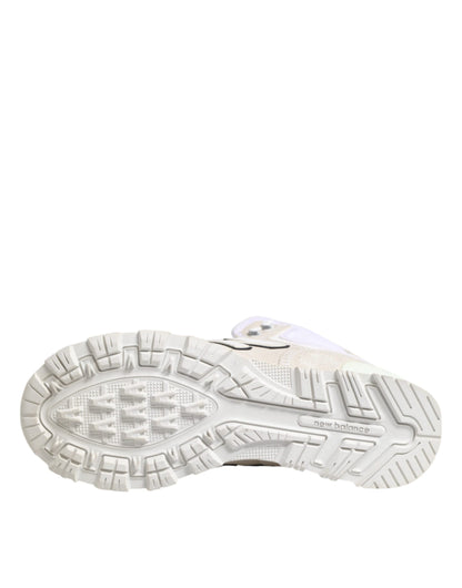 New Balance – Sneaker aus Wildleder in Off-White