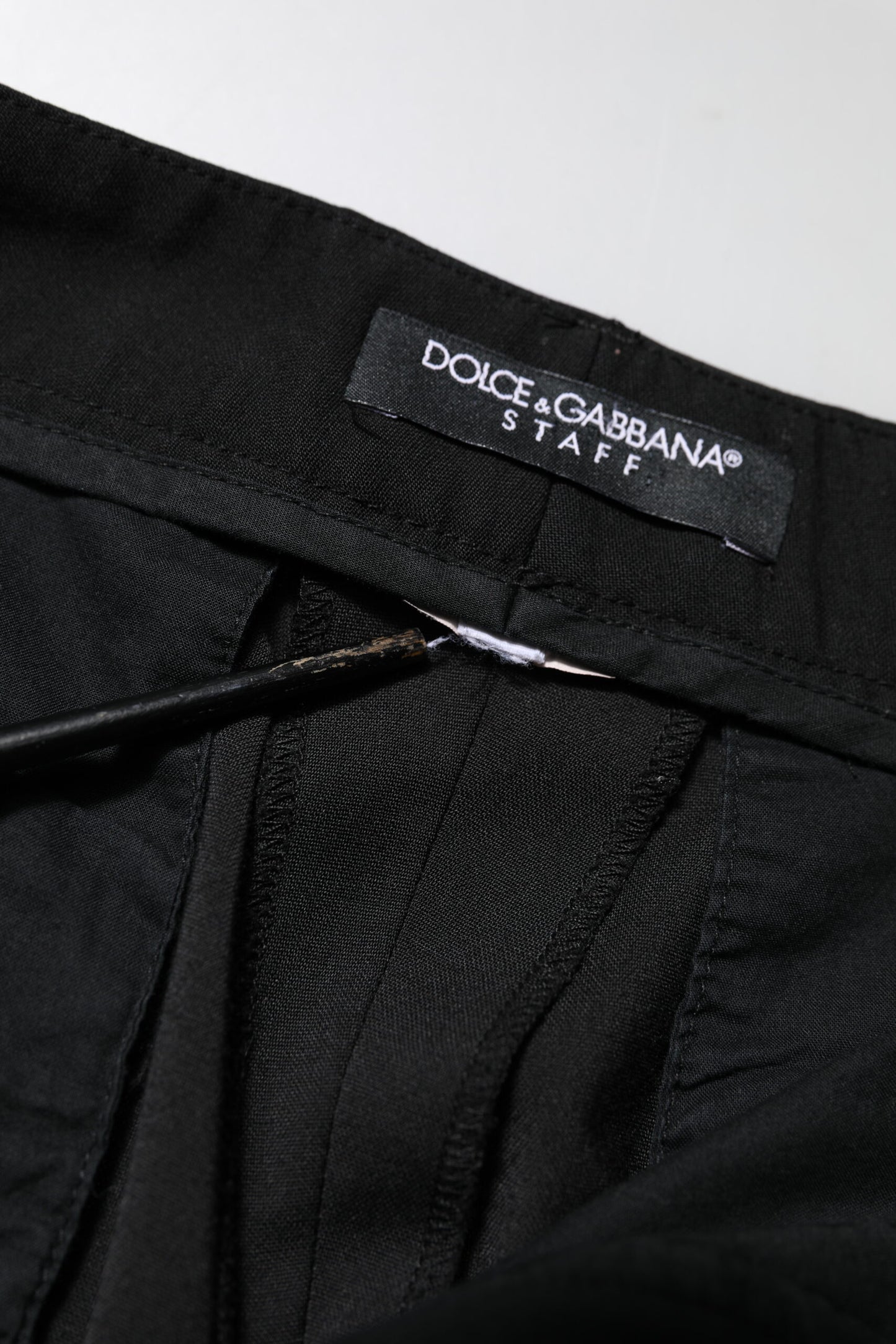 Dolce &amp; Gabbana Schwarze, hoch taillierte, konisch zulaufende STAFF-Hose