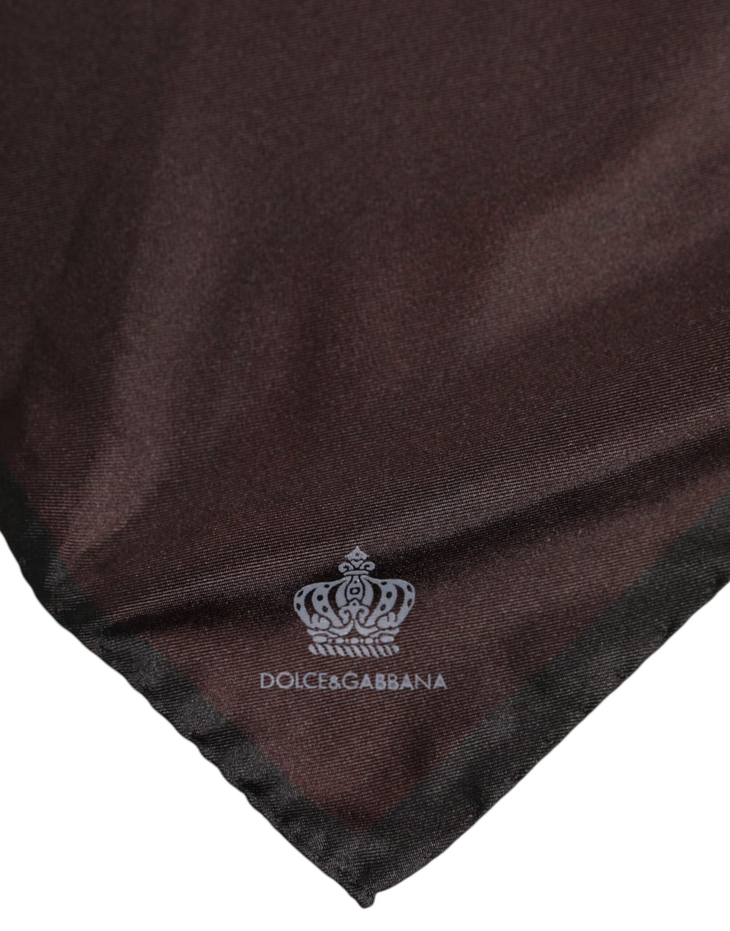 Dolce &amp; Gabbana Brauner quadratischer Foulard aus Seide mit DG Crown-Motiv für Herren