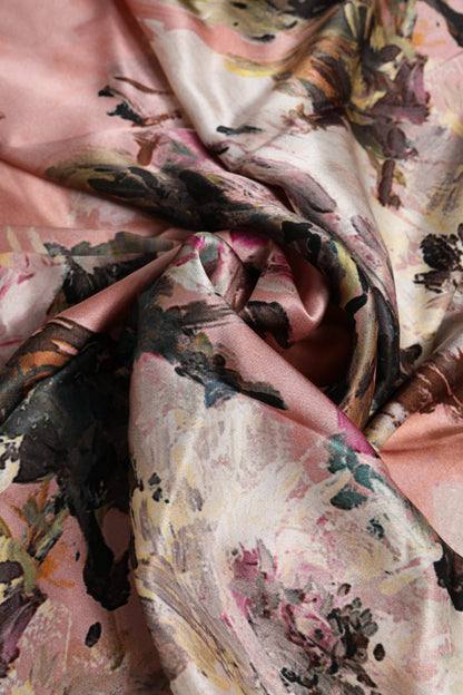Dolce &amp; Gabbana – Quadratischer Foulard aus rosa Seide mit Blumendruck