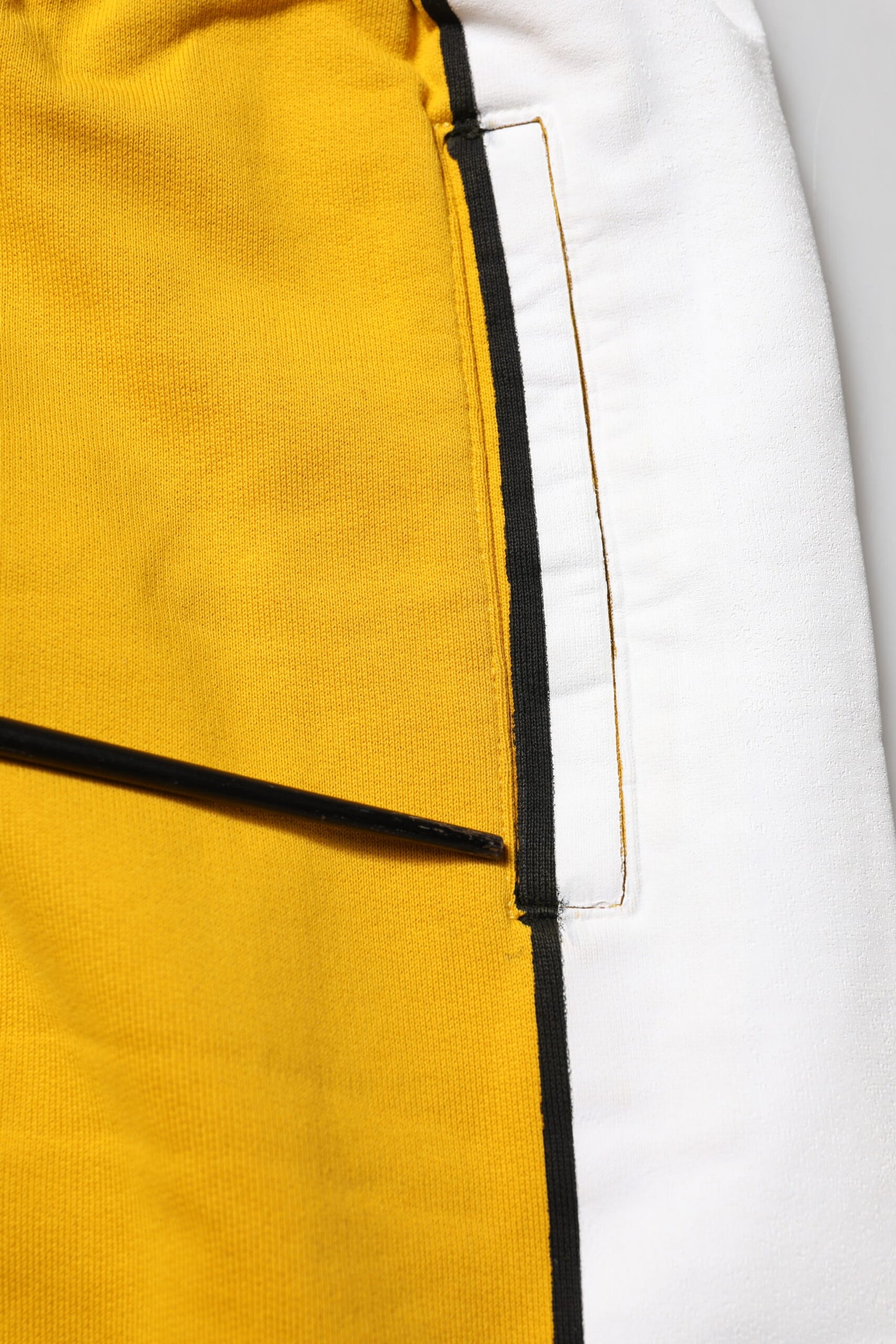 Dolce &amp; Gabbana – Jogginghose aus gelber Baumwolle