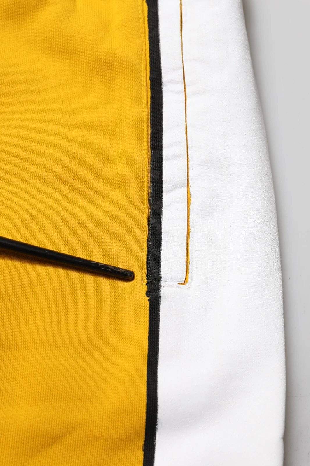 Dolce &amp; Gabbana – Jogginghose aus gelber Baumwolle