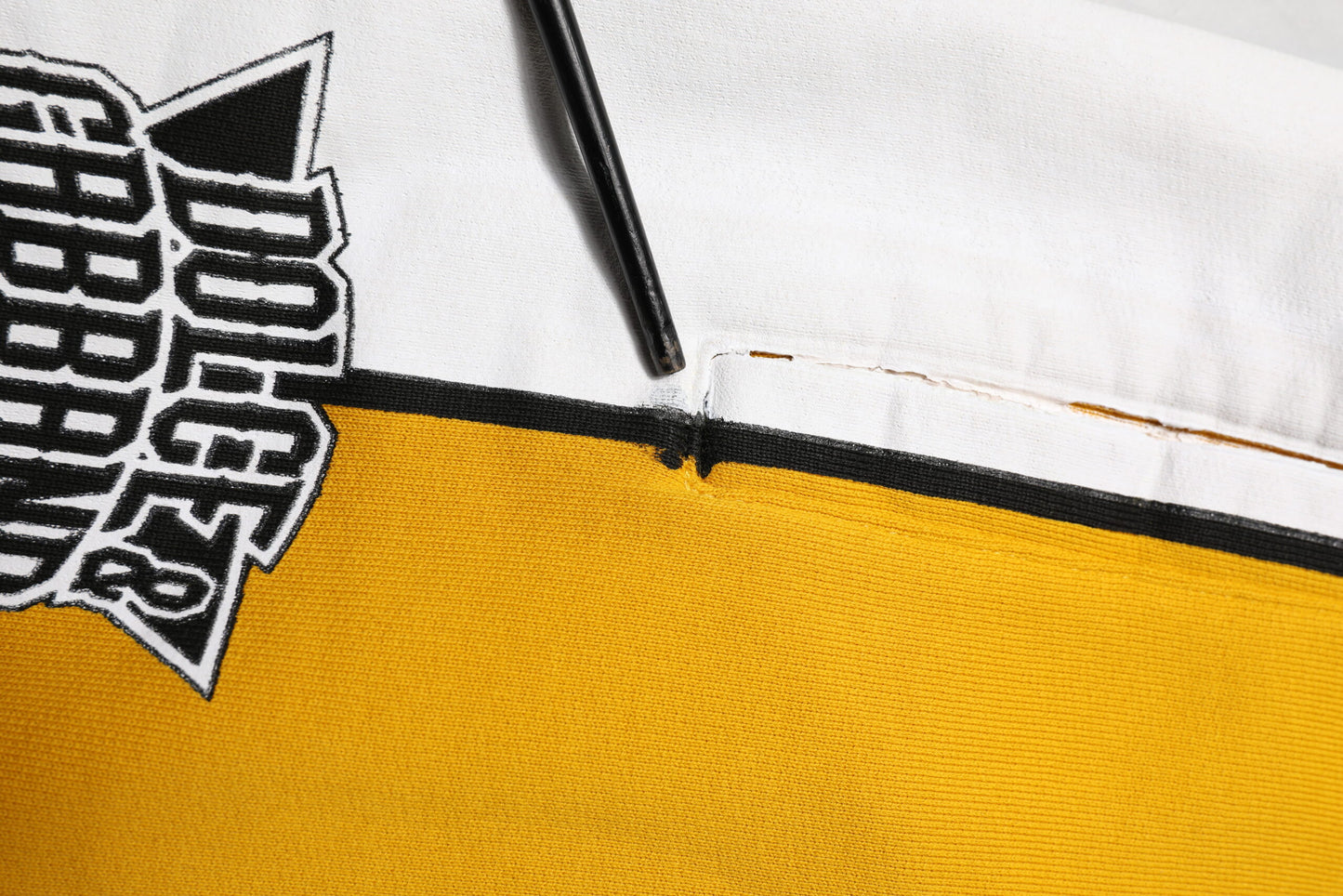 Dolce &amp; Gabbana – Jogginghose aus gelber Baumwolle mit Aufdruck