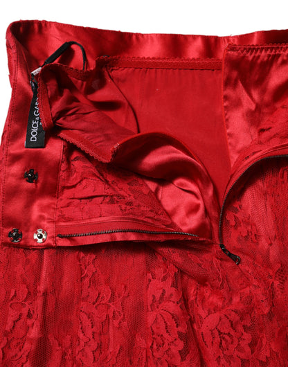 تنورة ماكسي طويلة من دولتشي آند غابانا باللون الأحمر من القطن والدانتيل بتصميم حرف A