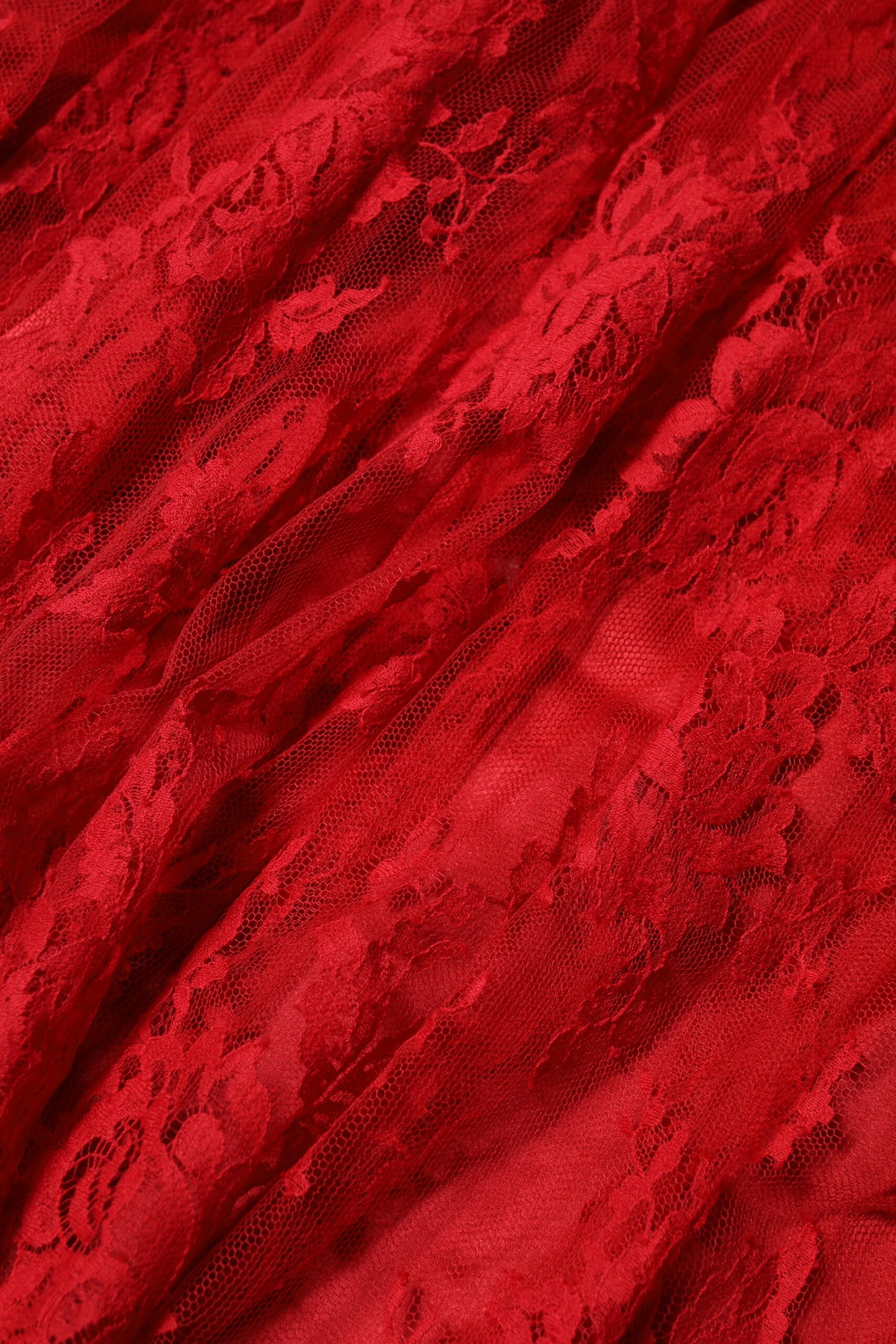 تنورة ماكسي طويلة من دولتشي آند غابانا باللون الأحمر من القطن والدانتيل بتصميم حرف A