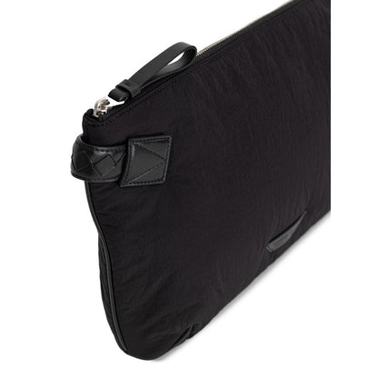 Bottega Veneta Schwarze Nylon-Clutch