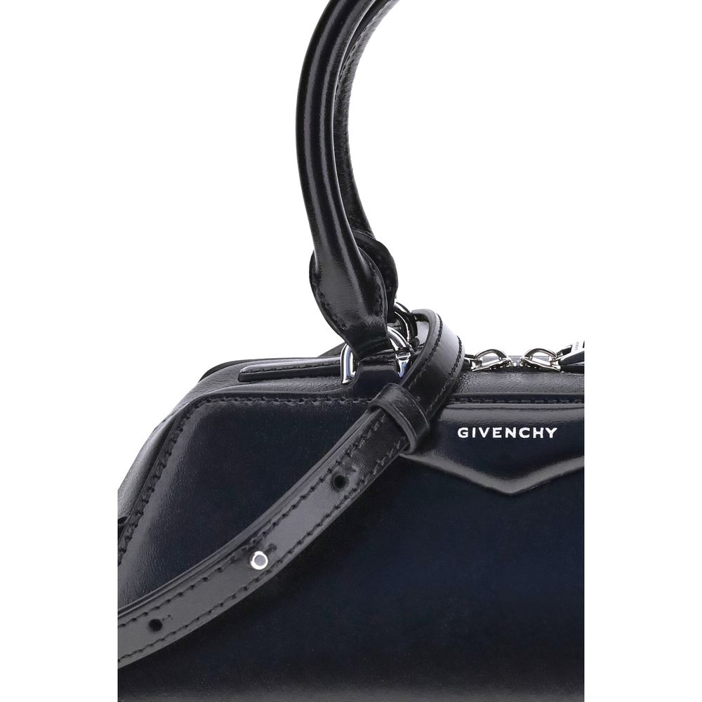 Givenchy Handtasche aus schwarzem Kalbsleder (Bos Taurus)