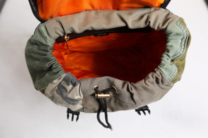 Dolce &amp; Gabbana Militärgrüner Patchwork-Rucksack