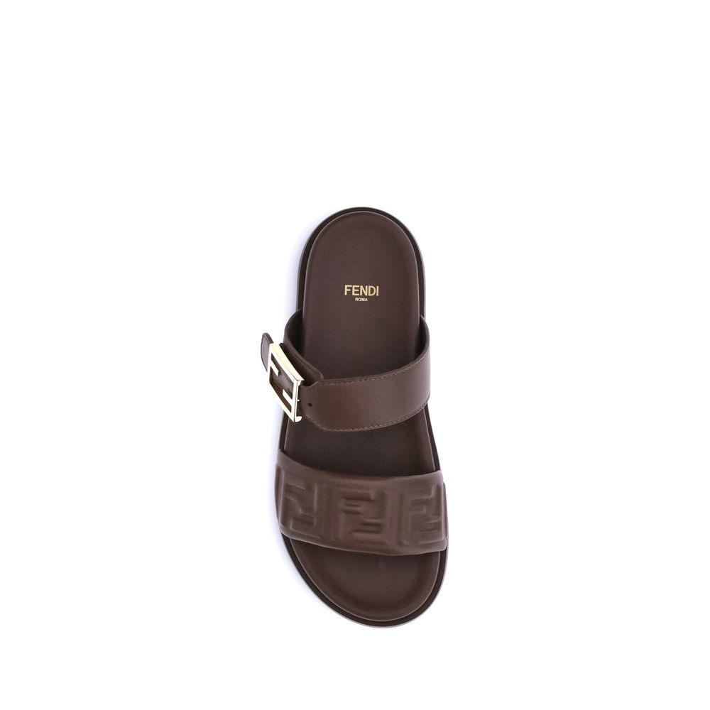 Fendi Braune Kalbsleder-Sandalen Modell Bos Taurus