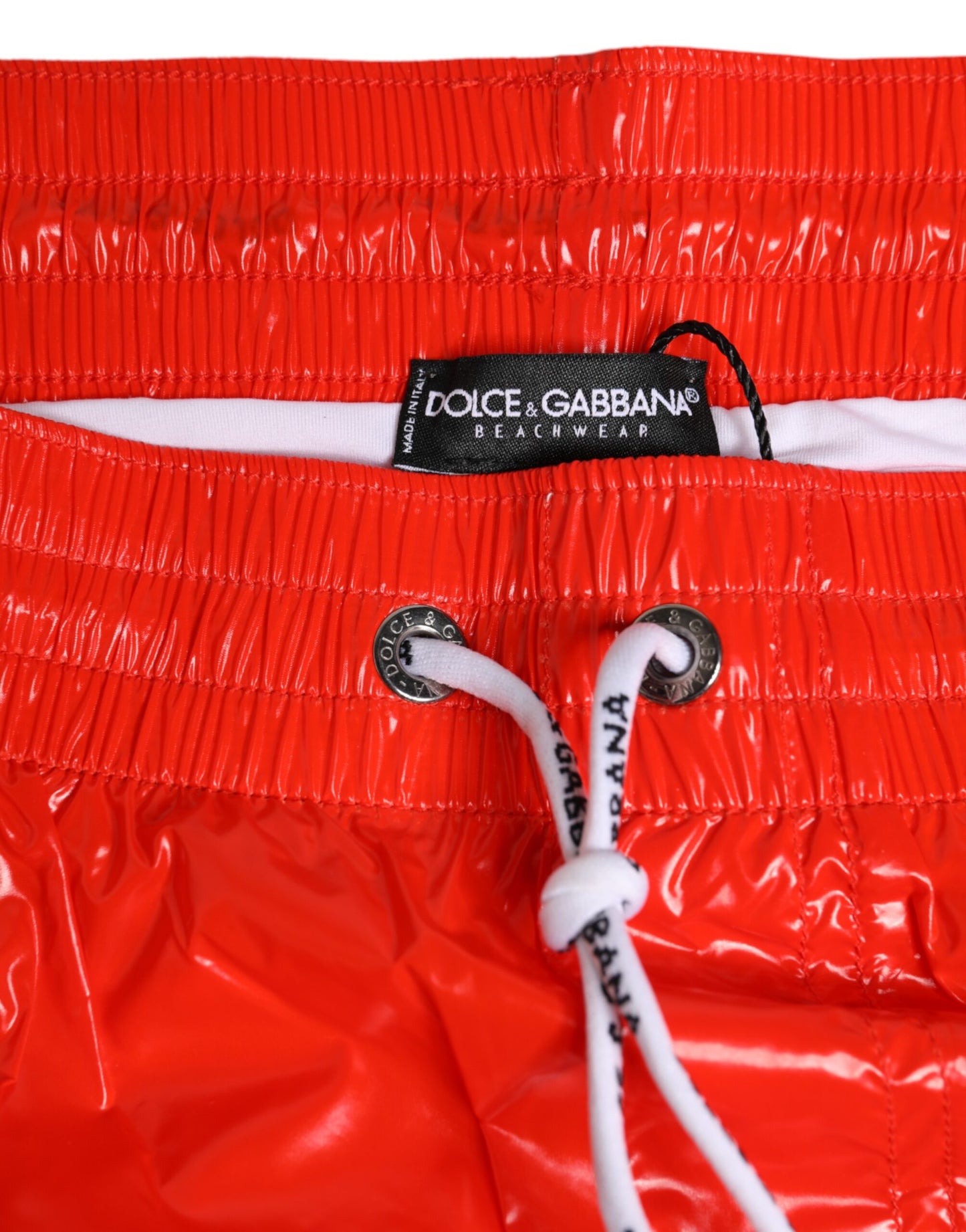 Dolce &amp; Gabbana Rote Nylon-Strandshorts mit Kordelzug