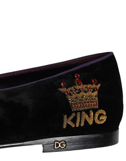 حذاء دولتشي آند غابانا أسود بدون رباط مطرز بشعار DG Crown