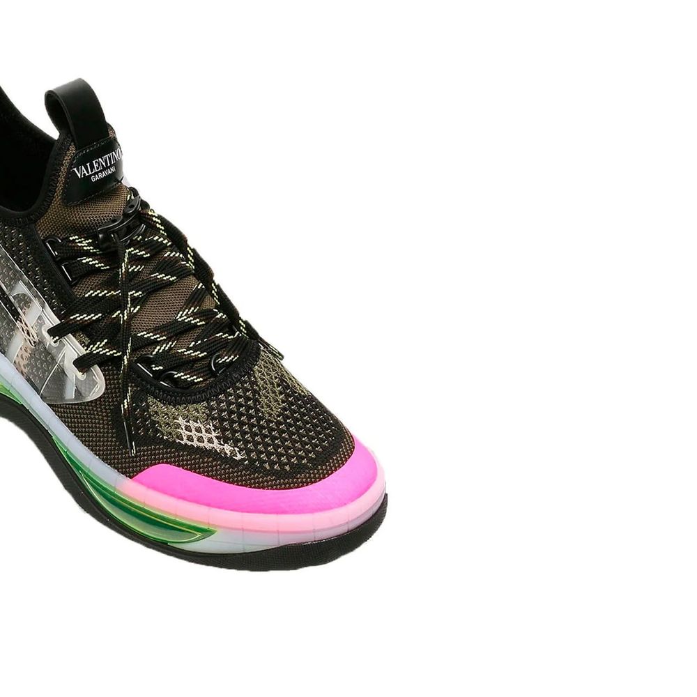 Valentino Garavani – Sportliche Sneakers aus schwarzem Stoff