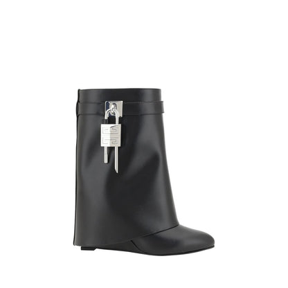 Givenchy Ankle Boots mit Haifischverschluss