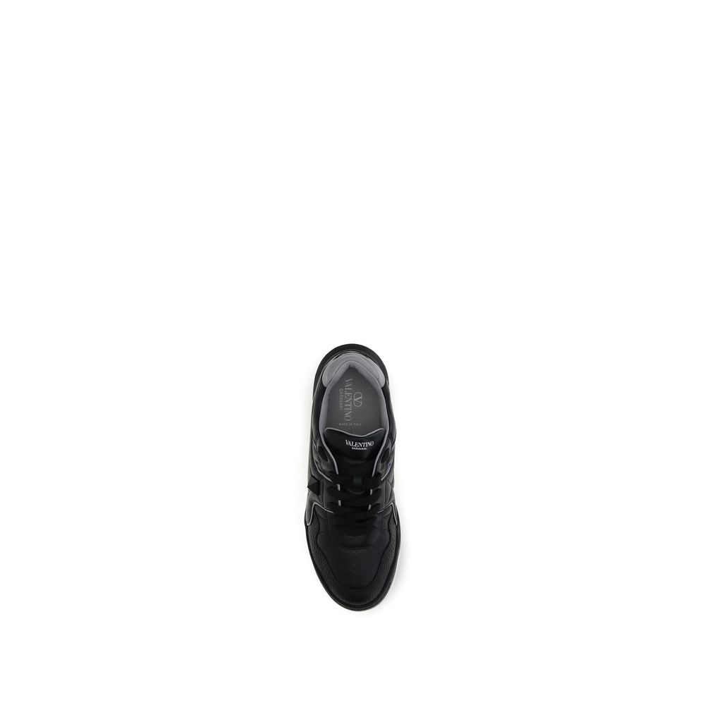 Valentino Garavani Schwarze Kalbsleder-Sneaker Bos Taurus mit niedrigem Schaft