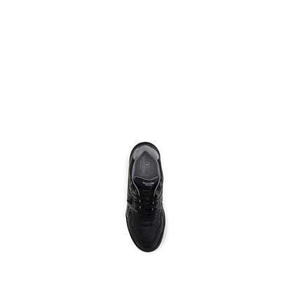 Valentino Garavani Schwarze Kalbsleder-Sneaker Bos Taurus mit niedrigem Schaft