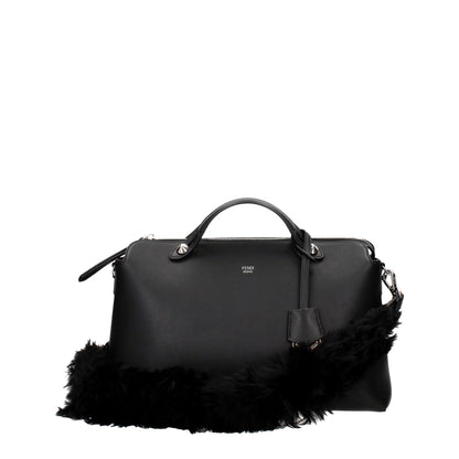 Fendi – Schwarze Leder-Umhängetasche