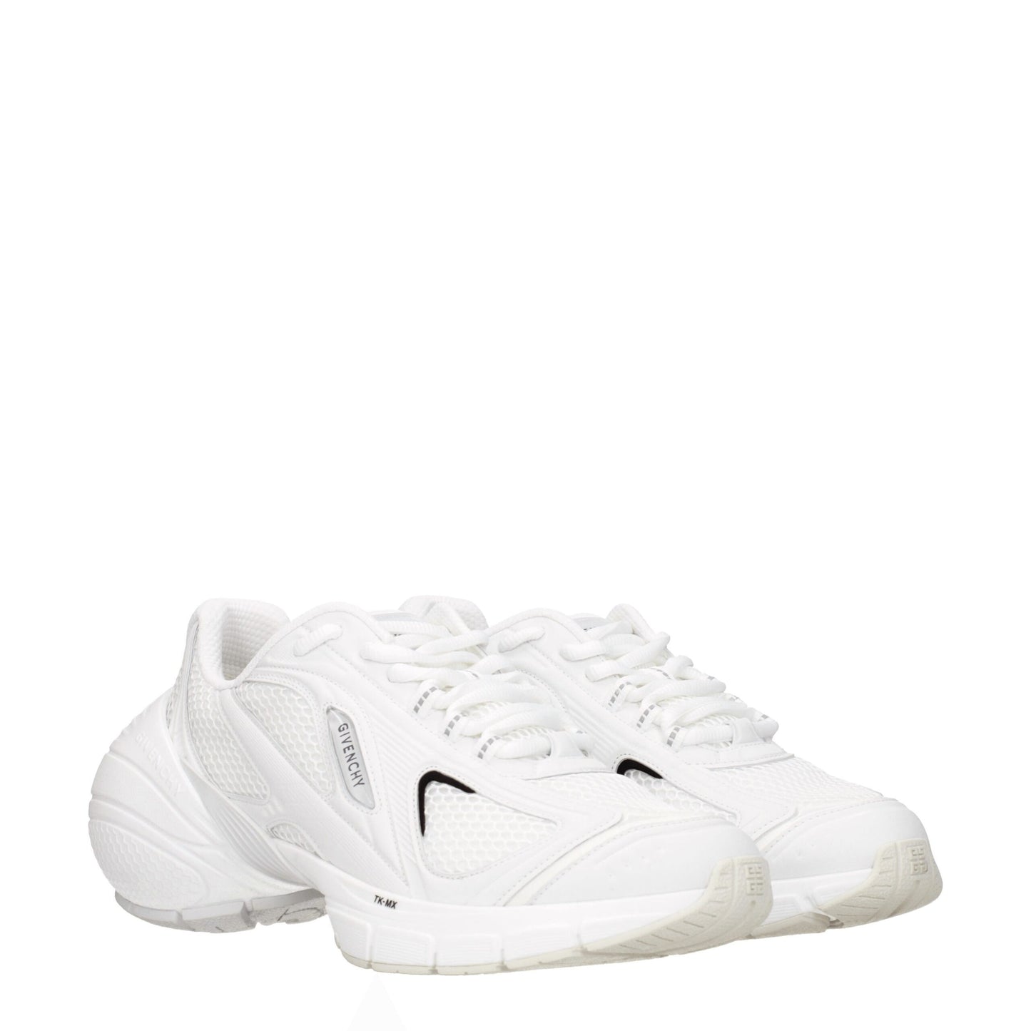 Sportliche Sneakers aus weißem Stoff von Givenchy