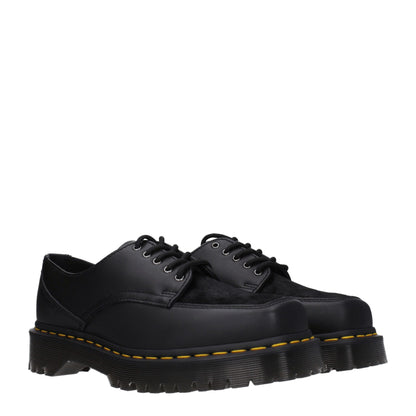 Dr. Martens – Oxfords und Derbys aus schwarzem Leder