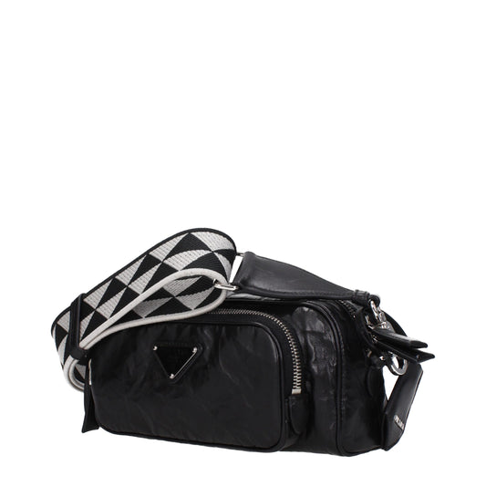 Prada Schwarze Umhängetaschen aus Leder