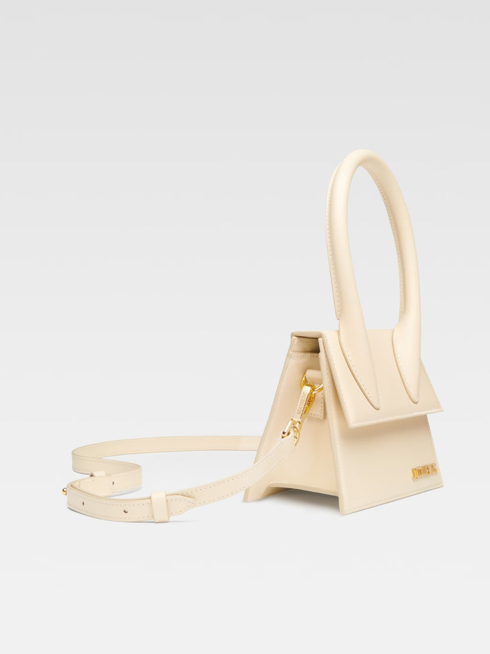 Jacquemus Le Chiquito Moyen Elfenbeintasche