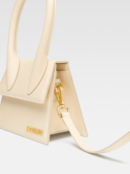 Jacquemus Le Chiquito Moyen Elfenbeintasche