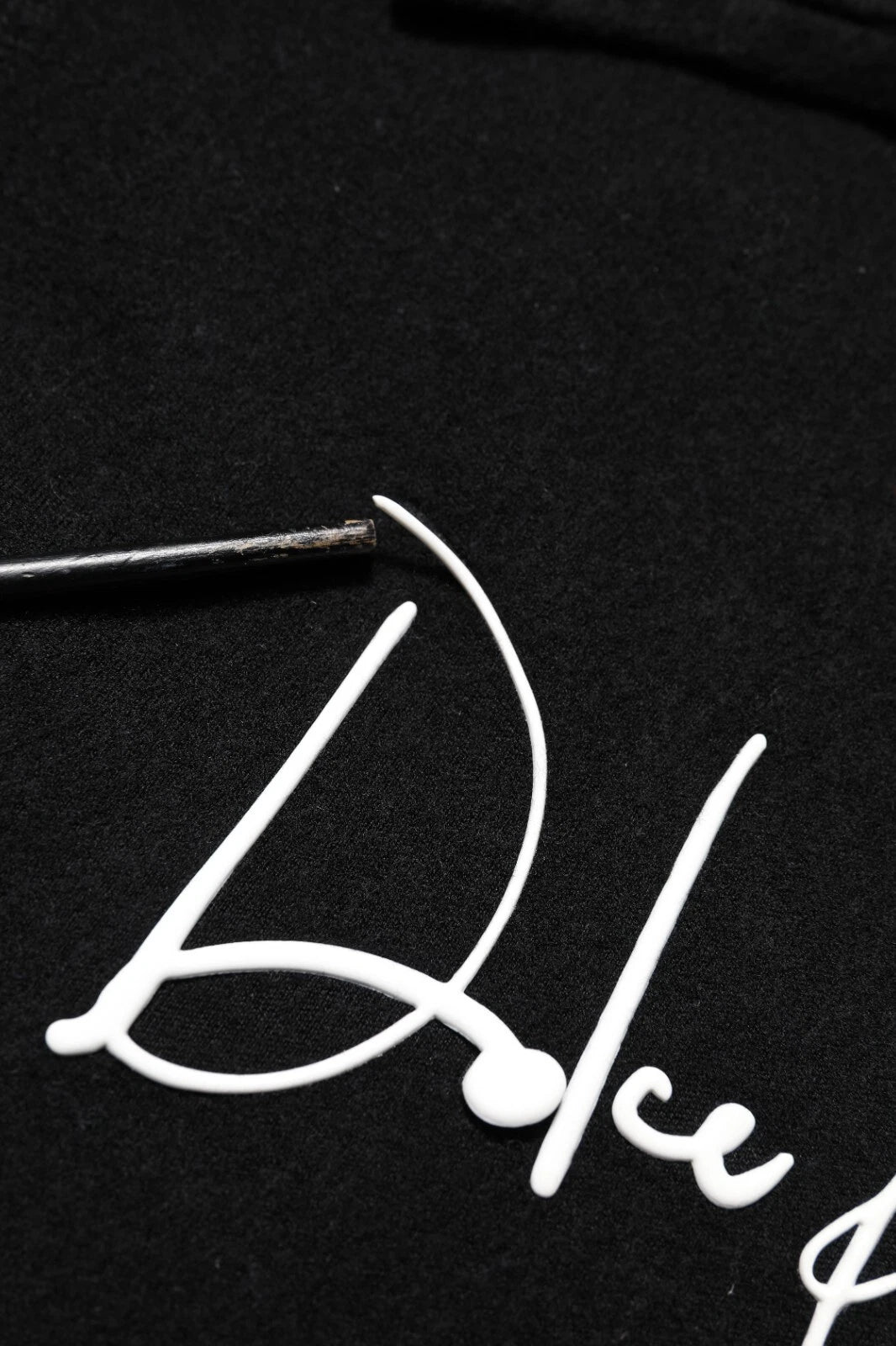 Dolce &amp; Gabbana – Schwarzes Sweatshirt mit Kapuze und Logo-Print