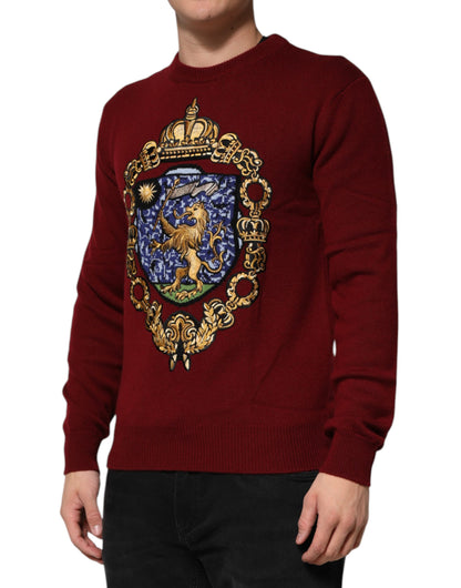 Dolce &amp; Gabbana Burgunderroter Kaschmirpullover mit Löwenwappen