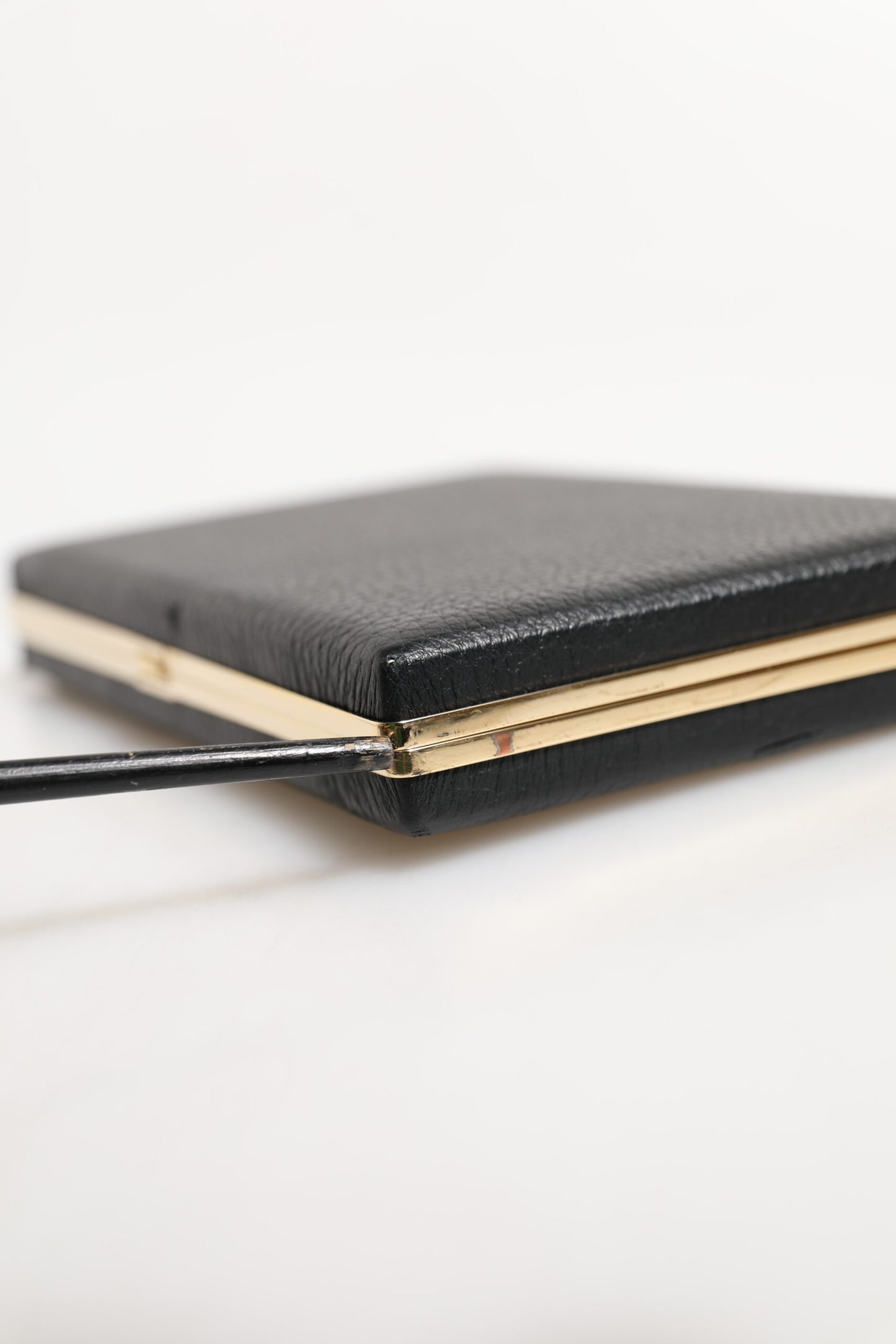 Dolce &amp; Gabbana Schwarzes Leder Goldrahmen Clutch Abend Party Handtasche