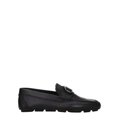 Valentino Garavani – Slip-On-Loafer aus schwarzem Leder