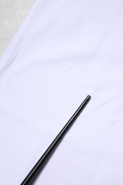 تيشيرت دولتشي آند غابانا أبيض قطني بياقة دائرية وشعار جودلاك 2023