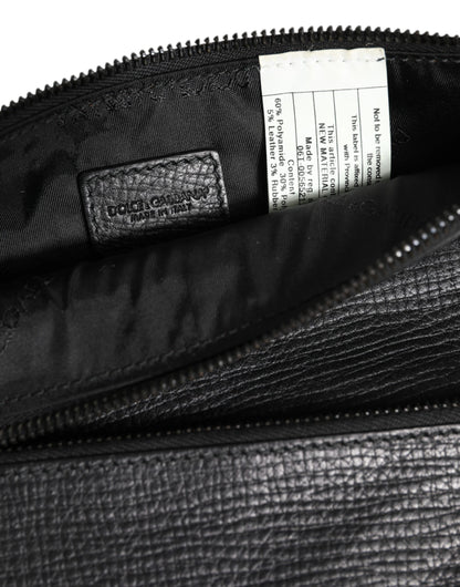 Dolce &amp; Gabbana Schultertasche aus schwarzem Palmellato-Leder mit Logoplakette