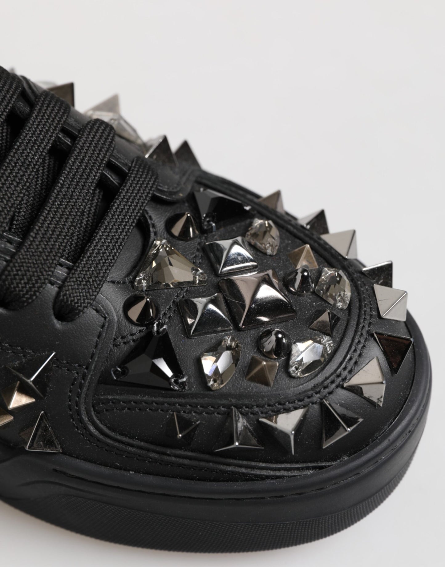 Dolce &amp; Gabbana – Niedrige Sneakers aus schwarzem Leder mit Nieten