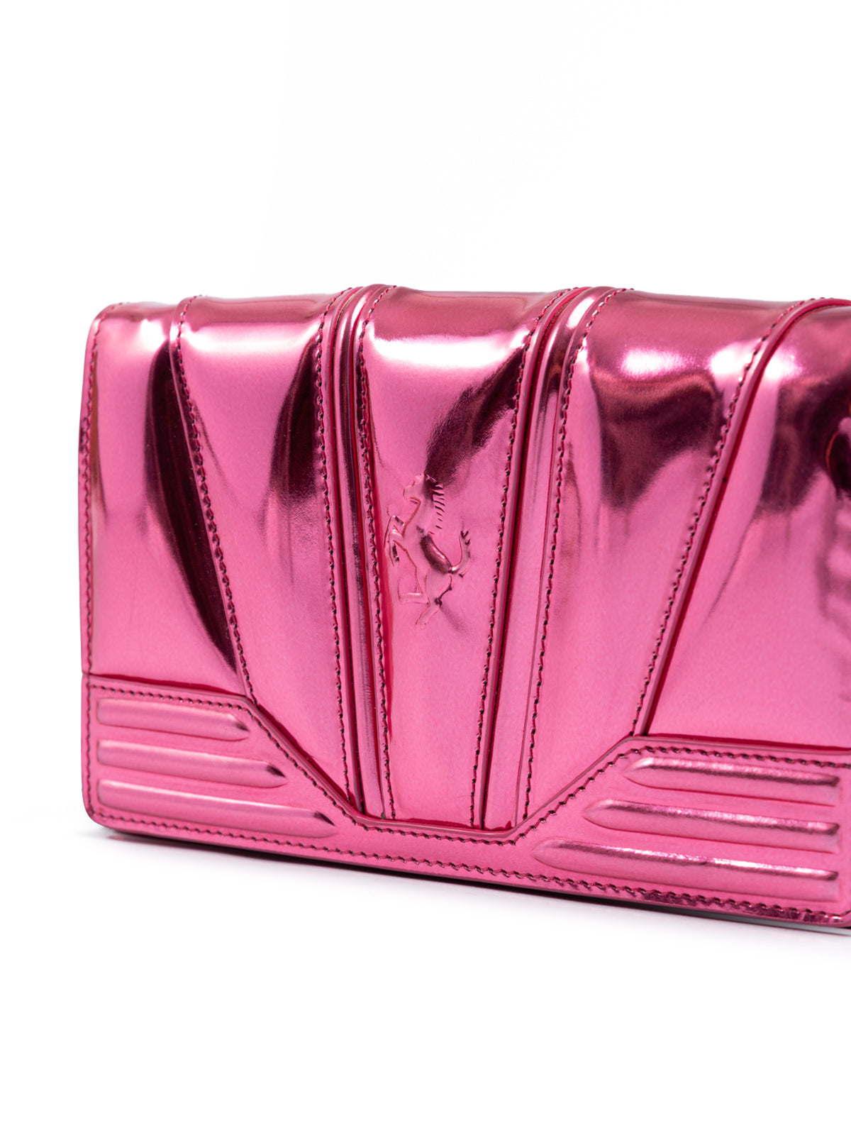 Ferrari Metal Pink GT Lackledertasche mit Kette