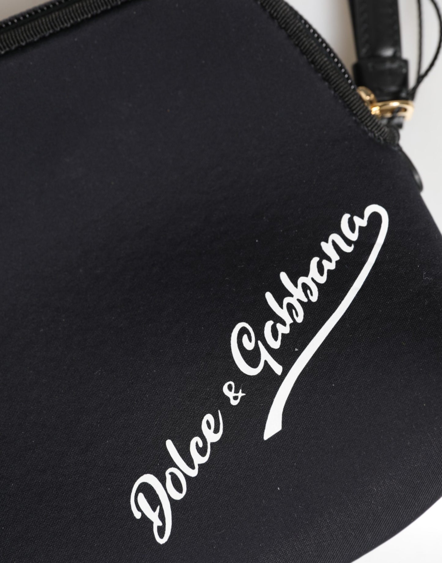 Dolce &amp; Gabbana – Schwarze Clutch aus massivem Nylon mit DG-Logoprint und Reißverschluss