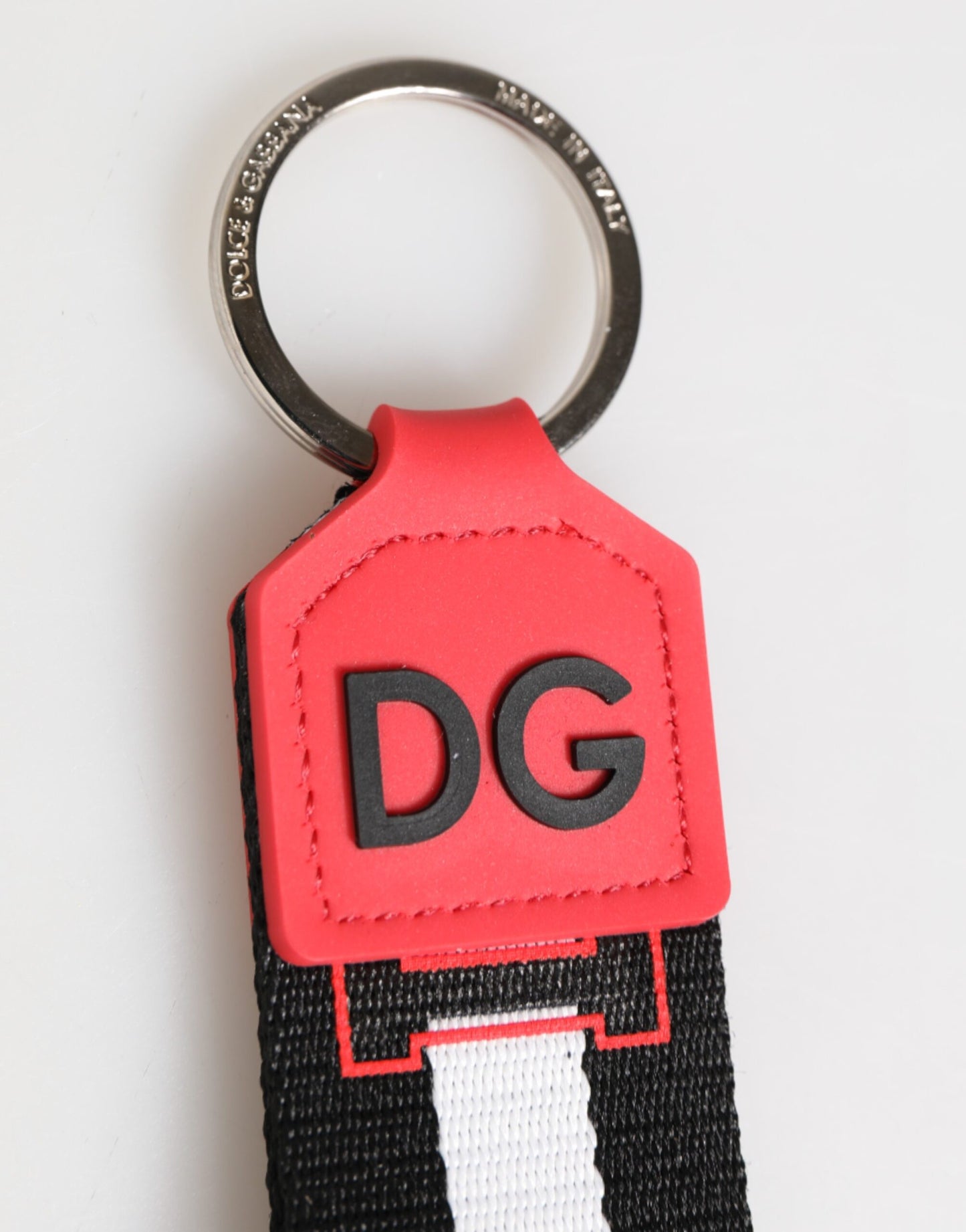 Dolce &amp; Gabbana Rot Weiß DG Logo Polyester Messing Halter Schlüsselanhänger Schlüsselring