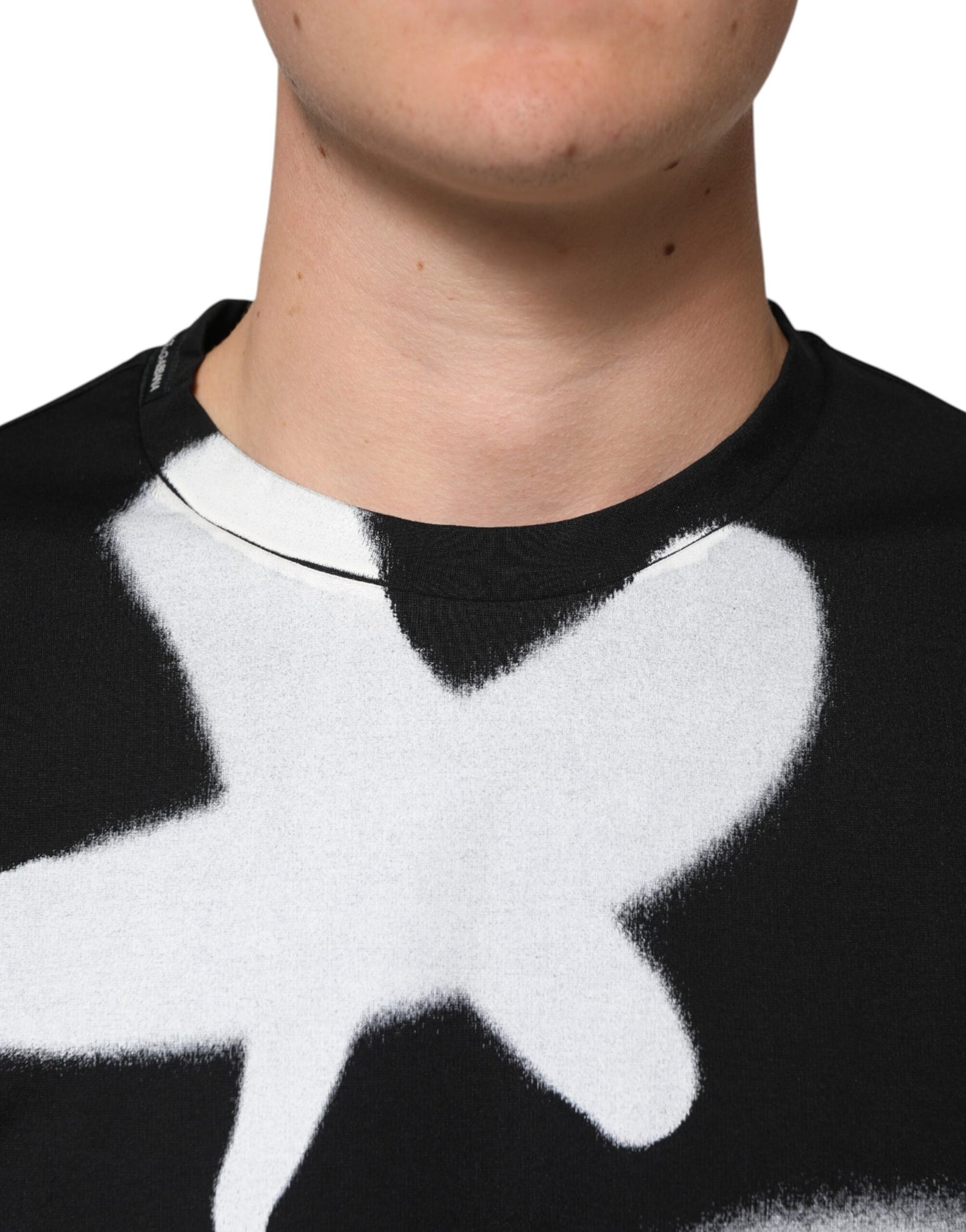 Dolce &amp; Gabbana – Schwarzes, kurzärmliges T-Shirt aus Baumwolle mit DG-Logo und Graffiti